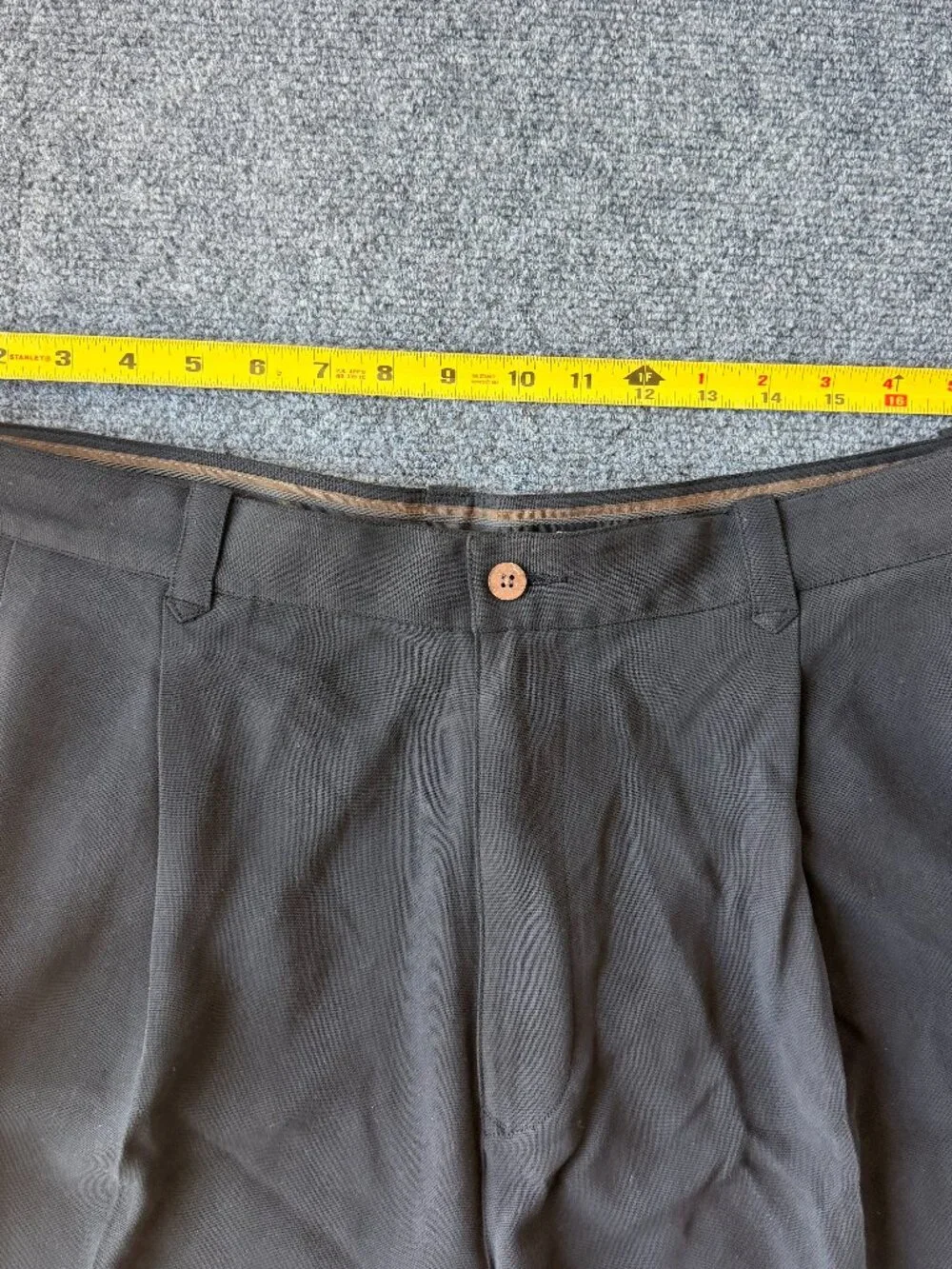 Tommy Bahama 100% Silk Black Pleated Shorts Size 38